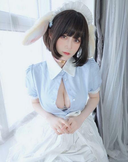 美女羞羞喷液视频免费1000_超清免费在线播放