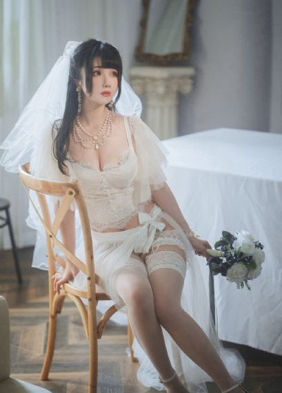 藤白桃羽爆乳中文字幕火热热_完整版在线观看