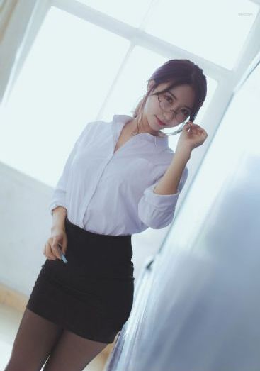 亚洲午夜精品久久久久久浪潮_1080在线观看